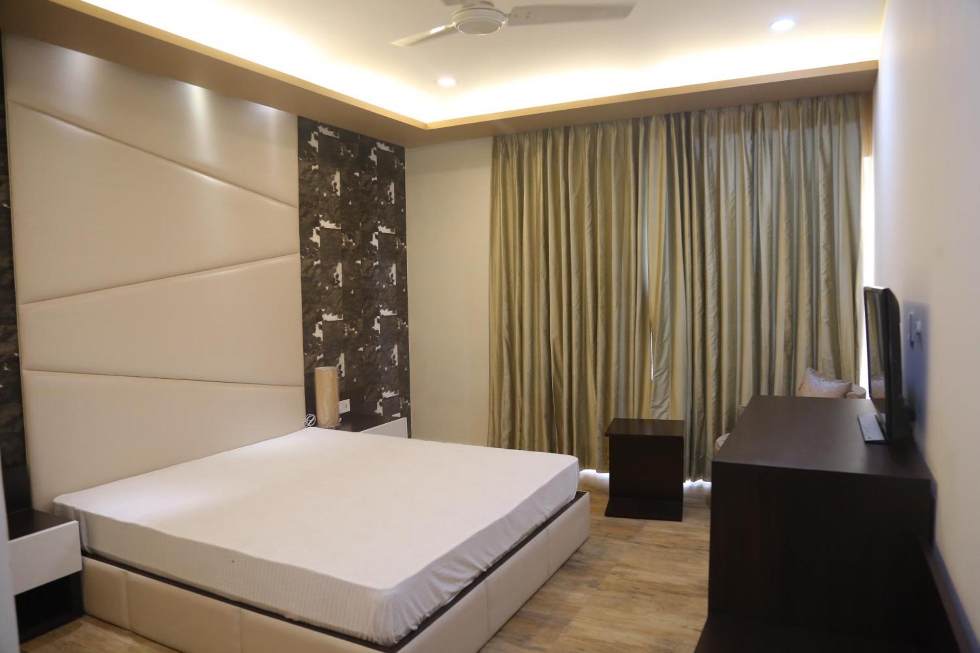 Hotel Hardy'S World Ludhiana Exterior foto